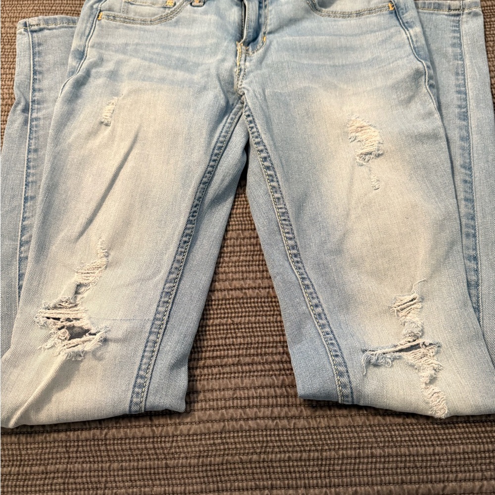📦 Hollister Skinny Blue Jeans with Faded Distressing